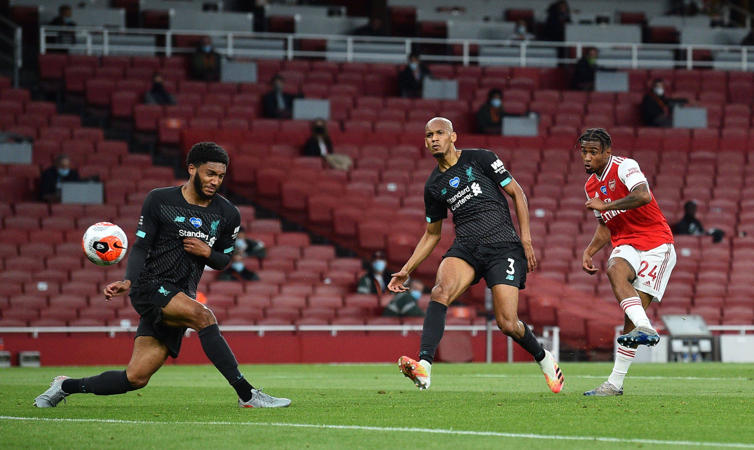 首战的表现 首战的表现