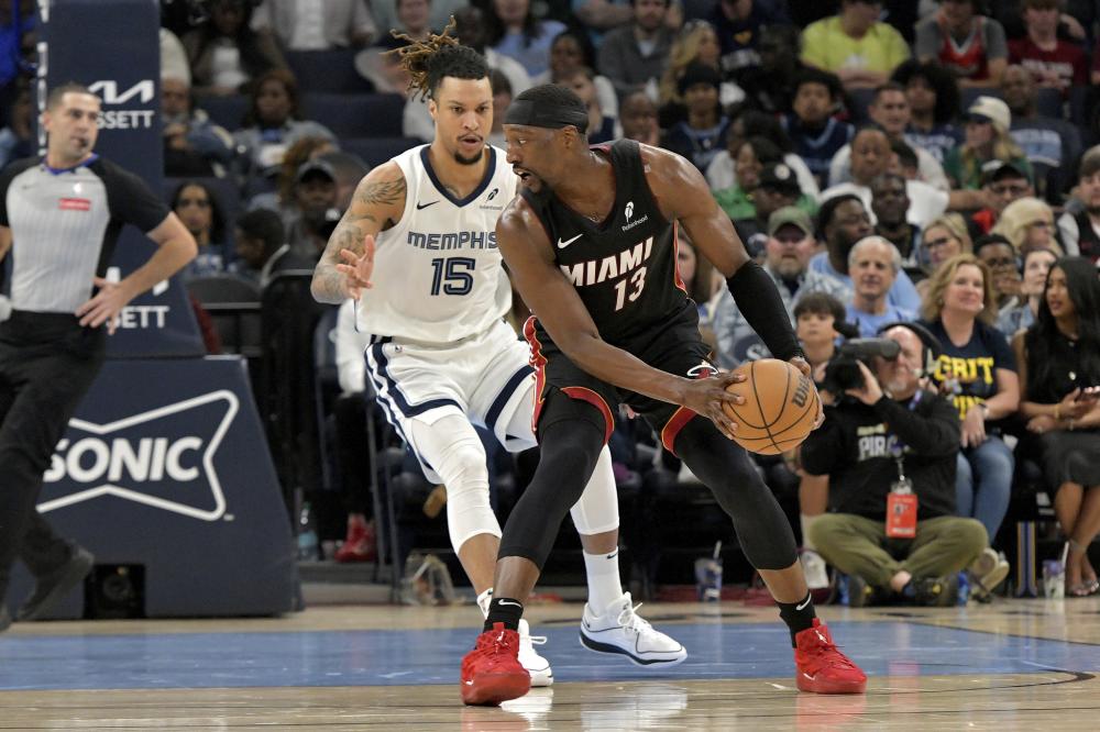 也为球迷 也为球迷