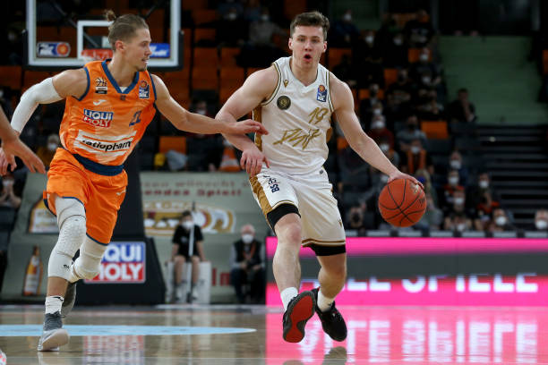 昂等豪门的 昂等豪门的